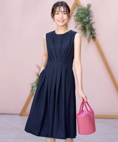 Tiaclasse L 【2TYPEスリーブ/半袖・ノースリーブ・洗える】タックフレアワンピース