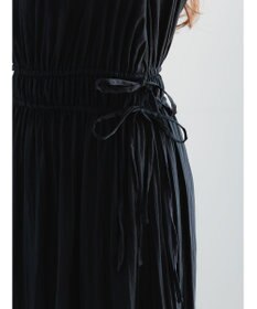 Te chichi ドロストティアードワンピース