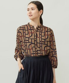 自由区 L 【17号サイズまで展開】ジオメトリックレトロプリント ブラウス