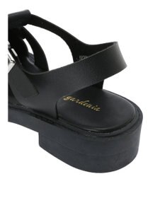 Green Parks ・Ｕｎａ　ｇａｒｄｅｎｉａ　スクエアトゥグルカサンダル