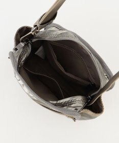 Y'SACCS 【Y’SACCS vous et】メタリックポシェット