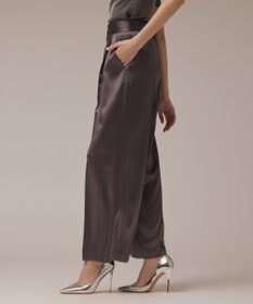 GRACE CONTINENTAL トリアセサテンワイドパンツ