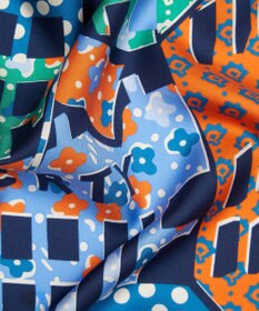 LIBERTY. チューダー パッチワーク 90x90 シルクスカーフ