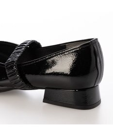 MODE ET JACOMO <D'ICI>Vカットシャーリングストラップフラットシューズ