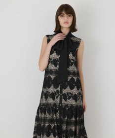 GRACE CONTINENTAL フラワーボーダー刺繍ワンピース