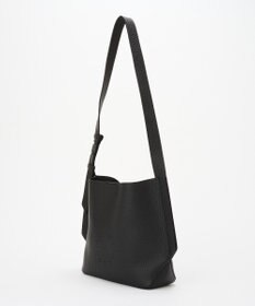 IACUCCI ルオータ ミディアムショルダー ALCE