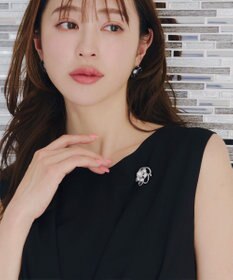 Tiaclasse 【選べる2TYPE】スモールフラワーブローチ