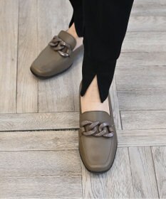 Pointer 【石岡真実さん着用】日本製 本革超軽量チェーンモチーフローファー