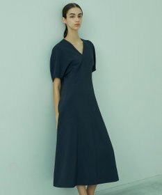 BEIGE， IVY / Vネックワンピース