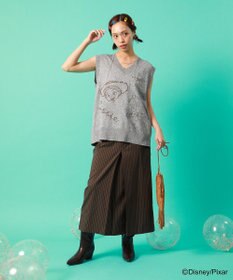 Green Parks ＴＯＹ　ＳＴＯＲＹ　／　刺繍Ｖネックニットベスト