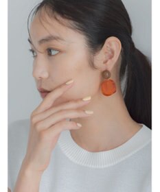 Te chichi オーバルモチーフピアス《2026 SUMMER LOOK item》