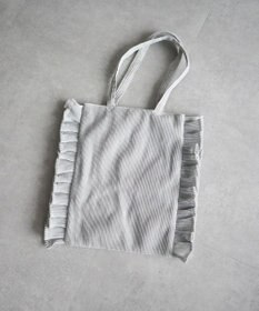 Green Parks ・ＱＵＯＮ　ラメフリルシンプルトート