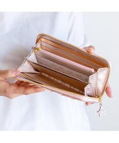 tsumori chisato CARRY 新マルチドット ラウンドファスナー長財布【キラキラでかわいい！本革のやわらかな風合い】