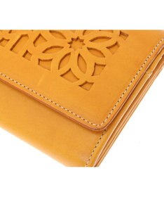genten カットワーク フラップ長財布