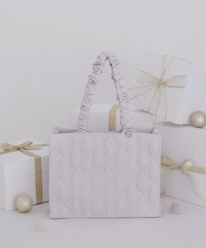 Maison de FLEUR ギャザーハンドルリボンキルティングトート