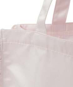 Maison de FLEUR サテンフリルスクエアトートバッグ