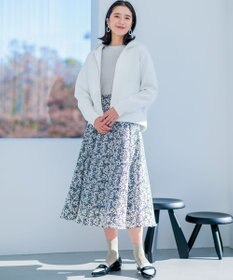 組曲 フード付きバックフリル パーカー