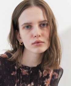 YECCA VECCA メッシュフープピアス