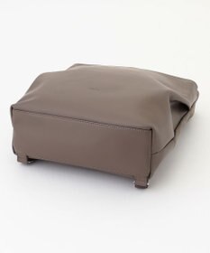 Y'SACCS シルキーリュクスバックパック