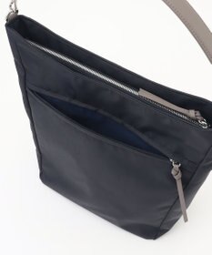 Y'SACCS ツイルナイロン　カーブショルダー　Mサイズ