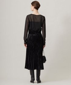 ICB 【洗える】 シアーベルベット プリーツスカート