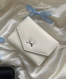 WEGO メタルリボンレターフラップウォレット