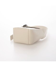 UNBILLION 【テレビ ドラマ着用アイテム】カカトゥ kakatoo / ミディアムセミショルダーバッグ