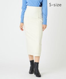 BEIGE， MAZARINE / Iラインスカート