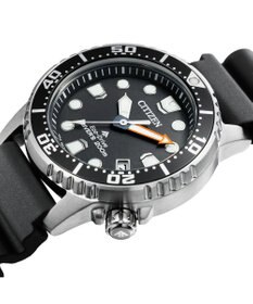 CITIZEN 【ケース径約37mmのボーイズサイズ】大きすぎず小さすぎず絶妙なサイズ感のダイバーズウオッチ