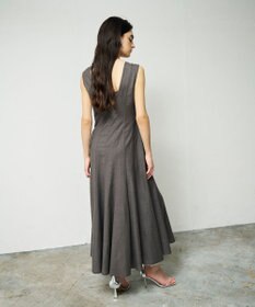 GRACE CONTINENTAL トリアセリネンフレアマキシ