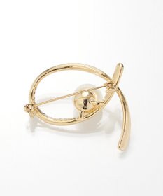 Phoebe <オンワード限定セット>金属アレルギー対応クイーンパールビジューセラミックポストピアス×クロスカーブパールビジューブローチ