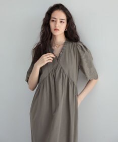 Green Parks ■ＥＳＣＡＲ　刺繍スリーブギャザーワンピース