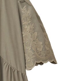 Green Parks ■ＥＳＣＡＲ　刺繍スリーブギャザーワンピース