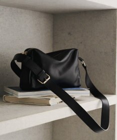 russet レザースクエアショルダーバッグ(CE-1575)