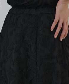 GRACE CONTINENTAL エンブロイダリーフレアスカート