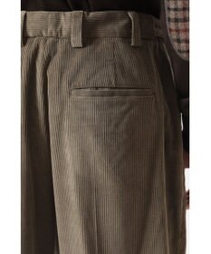 DAKS ソフトコーデュロイ ワイドレッグ ディーププリーツパンツ