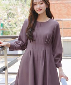 Tiaclasse 【洗える】ビジュー付きフロント切替タックワンピース