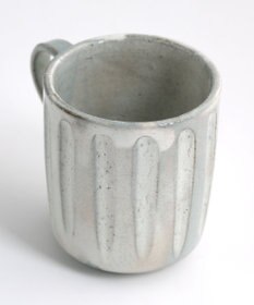 たち吉 【たち吉】粉引彫文マグ〈１個〉美濃焼