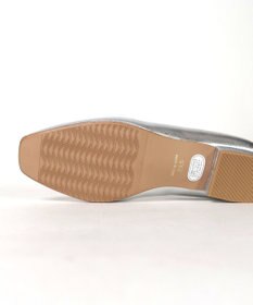 Dominic3 シープレザー バックゴムソフトパンプス