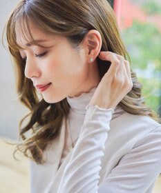 Tiaclasse 【金属アレルギー対応】シャイニーストーンジルコニアピアス