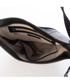 UNBILLION アトランタ ATLANTA / やぎ革軽量バケツ型ショルダー