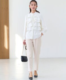 組曲 L 【KUMIKYOKU NAVY】コンフォータブルドレープ フリルテーパードパンツ