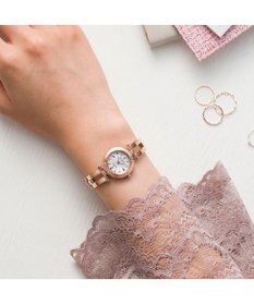 ソーラーテック】大人気のハーフバングルモデル 上品な華やかさ wicca