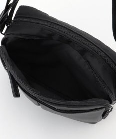 Y'SACCS ナイロン×牛革コンビシリーズ　横型ショルダーバッグ　SSサイズ