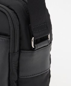 Y'SACCS ナイロン×牛革コンビシリーズ　横型ショルダーバッグ　SSサイズ