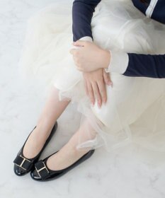Bridget Birkin 【Bridget Birkin】バックルグログランリボンレインパンプス