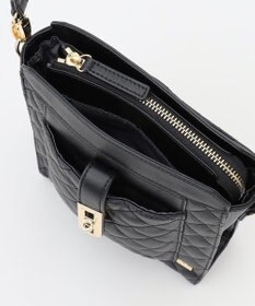 LA BAGAGERIE シープキルトWストラップスクエアショルダー