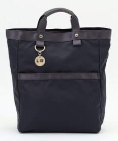 LA BAGAGERIE チャーム付き　ナイロンスクエアリュック