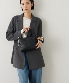 IACUCCI ＜GISELe 10月号掲載＞ベルタ S CERVO