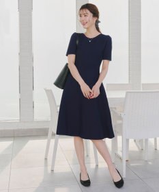 Tiaclasse 【洗える】クルーネック半袖ニットフレアワンピース